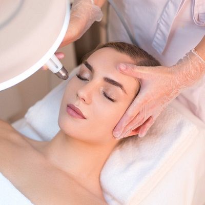 Microdermabrasion in Dubai