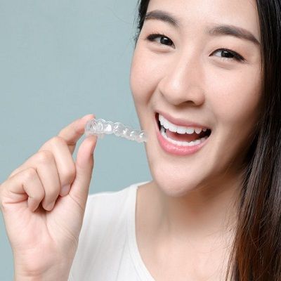 Why Do People Choose Invisalign Invisible Braces