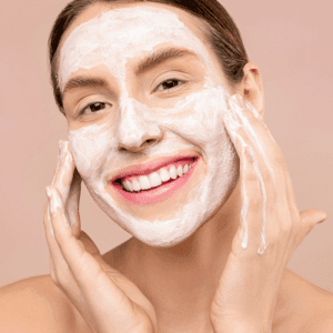 Skin Lightening Is Fraught With Advantages, It Still Thrives in the UAE Market
