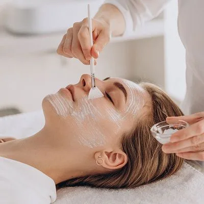 Chemical Peels in Dubai | Facial Peel