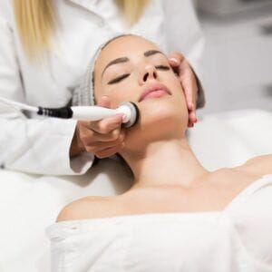 How Radio Frequency Treats Skin Laxity and Wrinkles