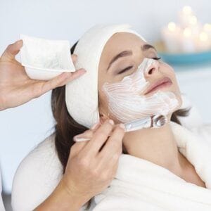What is a Deep Cleansing Facial Extraction?