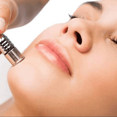 Battle Winter Skin with Microdermabrasion 1 Battle Winter Skin with Microdermabrasion in Dubai