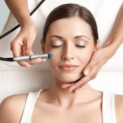 Microdermabrasion in Dubai